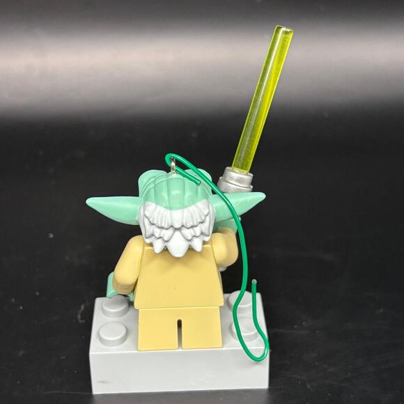 Hallmark Keepsake 2013 Lego Star Wars Ornament Yoda with Lightsaber Original Box - Picture 7 of 13